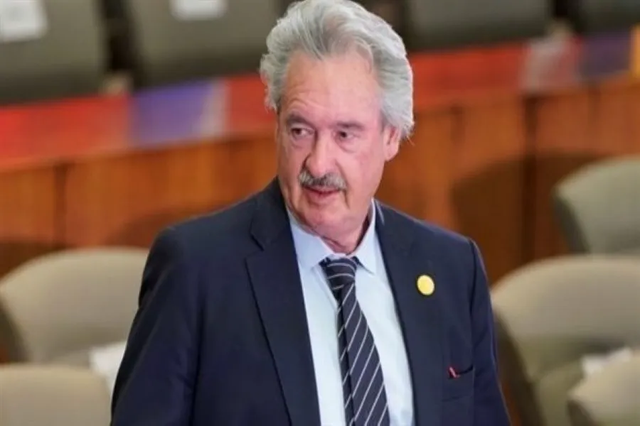 وزير خارجية لوكسمبورغ يدين التمييز بين اللاجئين الأوكرانيين والسوريين