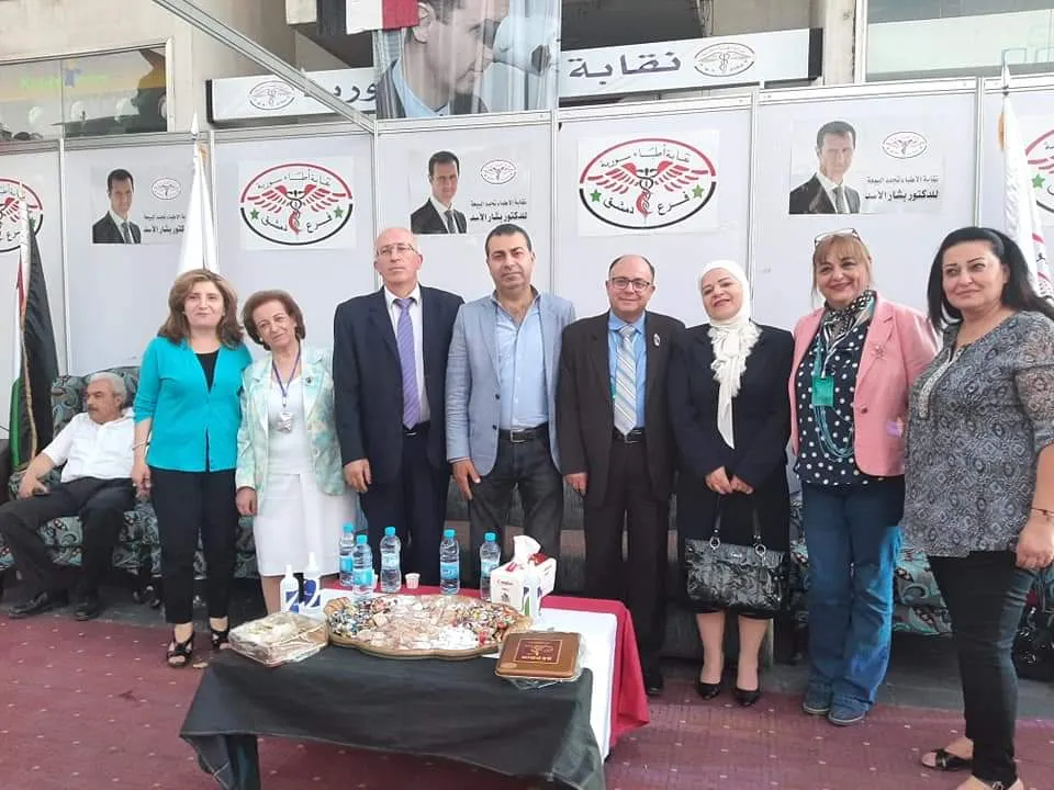 دفع الرسوم وتعهد خطي .. النظام يتحدث عن دراسة لـ"تسوية أوضاع" الأطباء خارج مناطق سيطرته