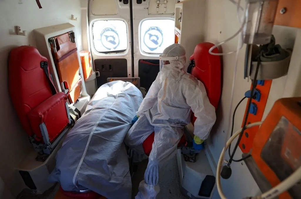 النظام يعلن "إنتهاء أوميكرون" .. "كورونا" تقترب من 210 ألف إصابة و7,207 وفاة في سوريا