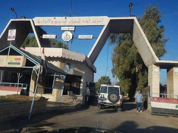 إيران تعتزم افتتاح مشروع صناعي ضخم وسط سوريا