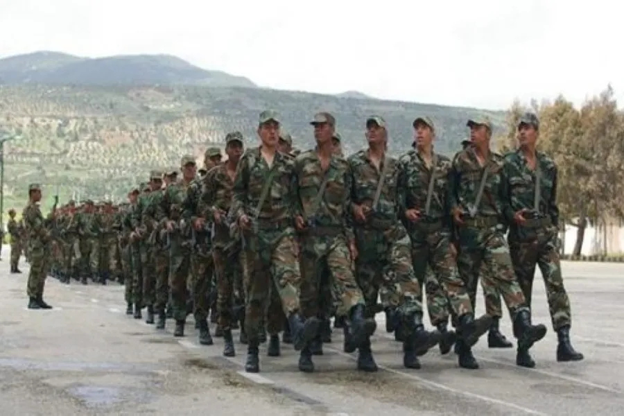 تقرير لـ "مجموعة العمل": معظم الشباب الفلسطيني يفضل الحصار والقصف داخل مخيمه على الذهاب للخدمة العسكرية