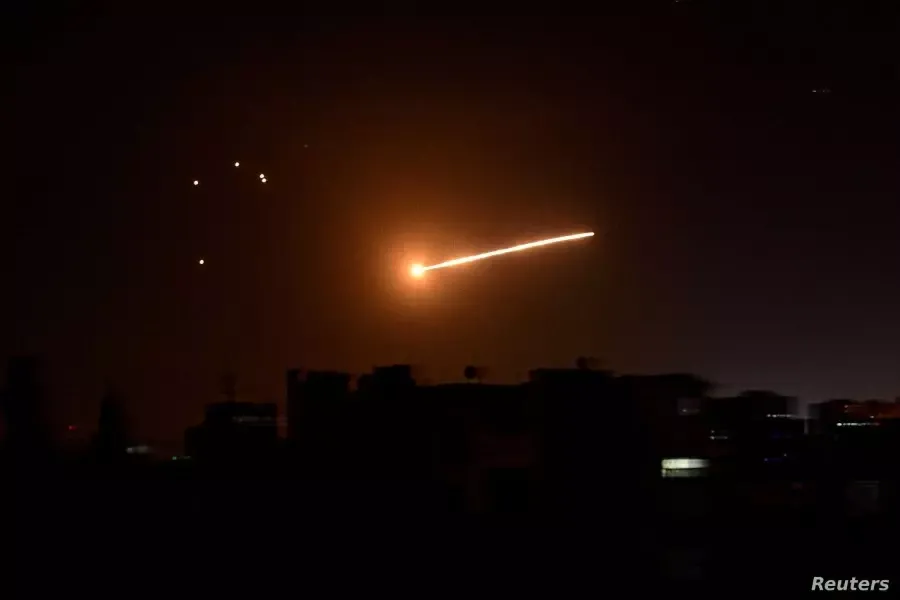 نظام الأسد يحتفظ بحق الرد على الغارات الإسرائيلية ويدين "العدوان" ..!!