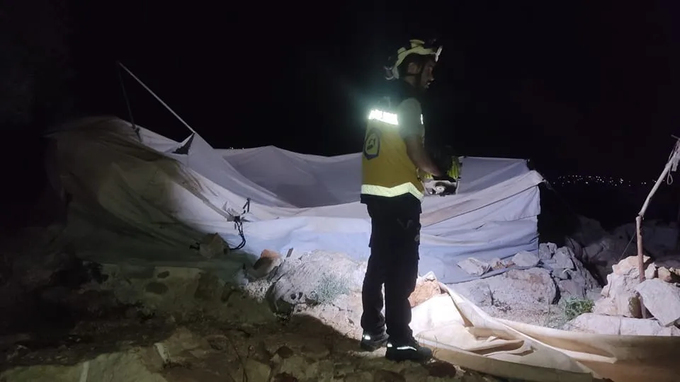 منسقو الاستجابة : الهطولات المطرية تثبت استمرار الفشل في إدارة المخيمات شمال سوريا