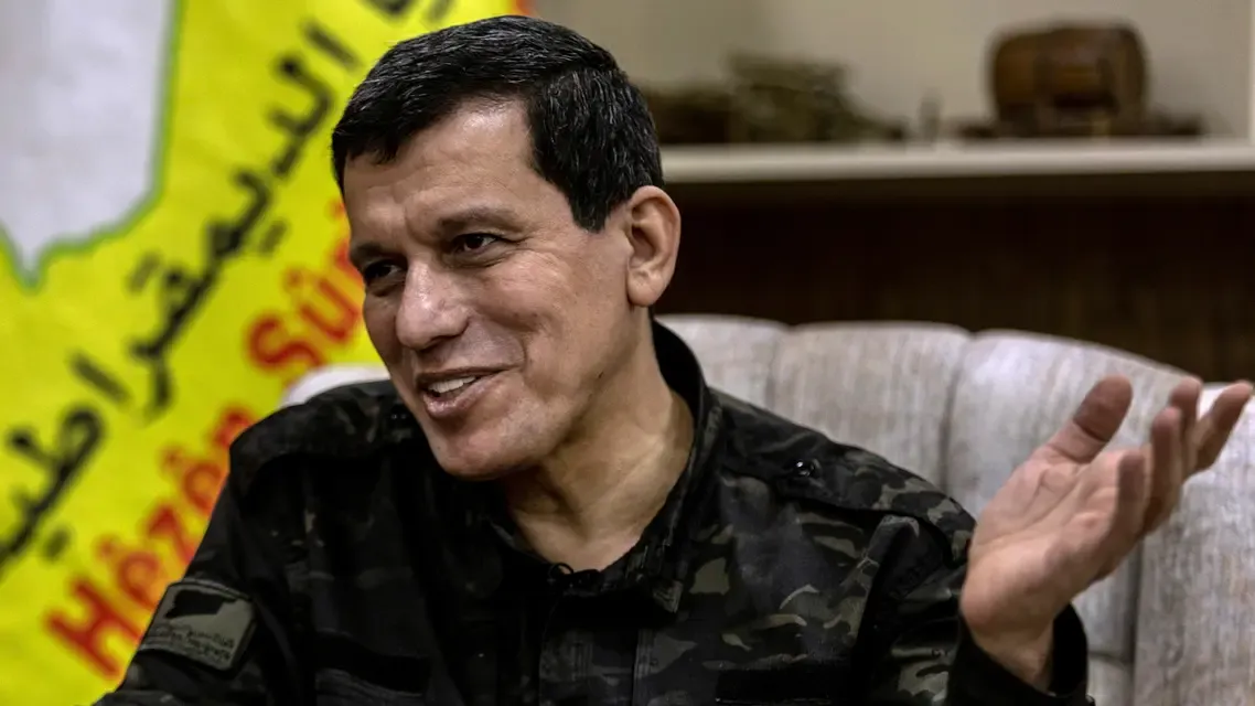 قائد "قسد" يُرحب بقدوم جميع الشركات للاستثمار بمناطق نفوذها