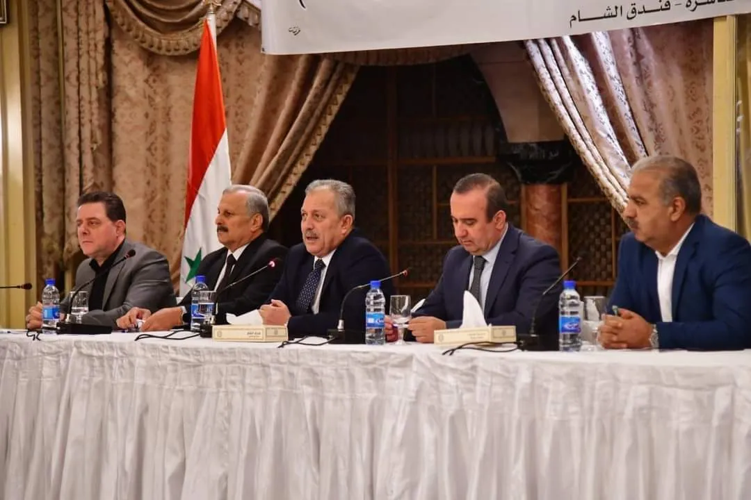 وعود متكررة حول أزمة المشتقات النفطية .. "عرنوس" يصرح: "الحل قادم بعد أيام"