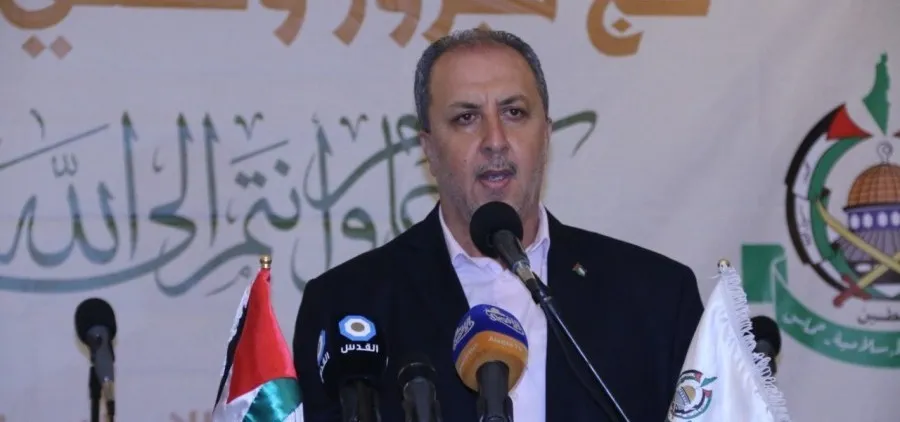 "حماس" على خطى "روسيا وإيران" في إدانة "العدوان الإسرائيلي الغاشم" على مطار دمشق 
