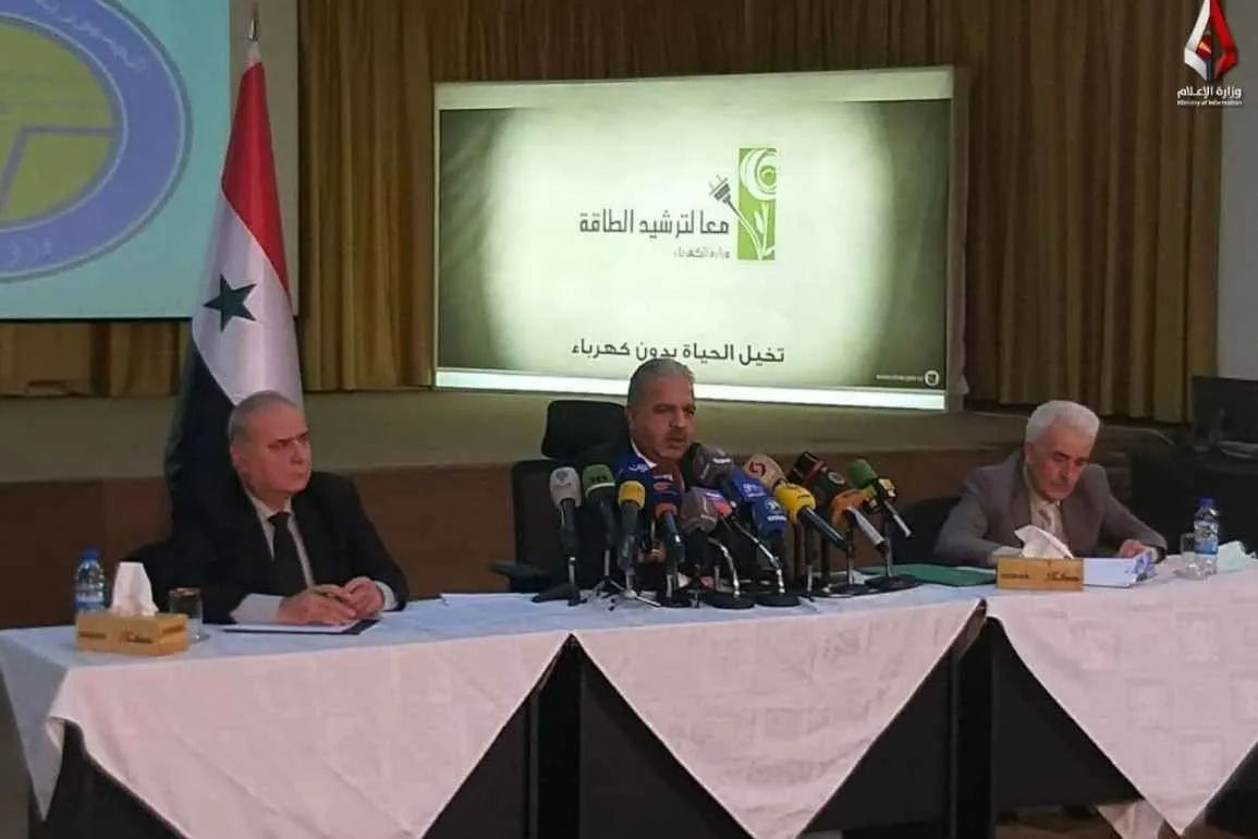 مع استمرار أزمة التغذية الكهربائية .. "الزامل" يروج لمشروع "قانون الطاقات المتجددة"