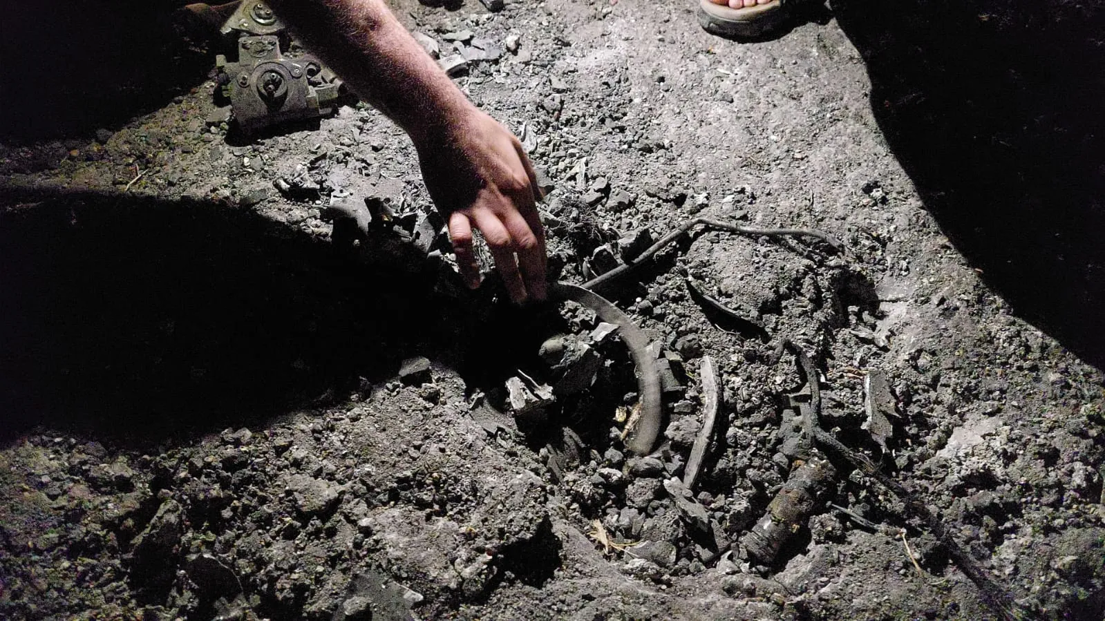 مسيرة للتحالف الدولي تستهدف دراجة نارية بإدلب والضحايا شخص مجهول الهوية