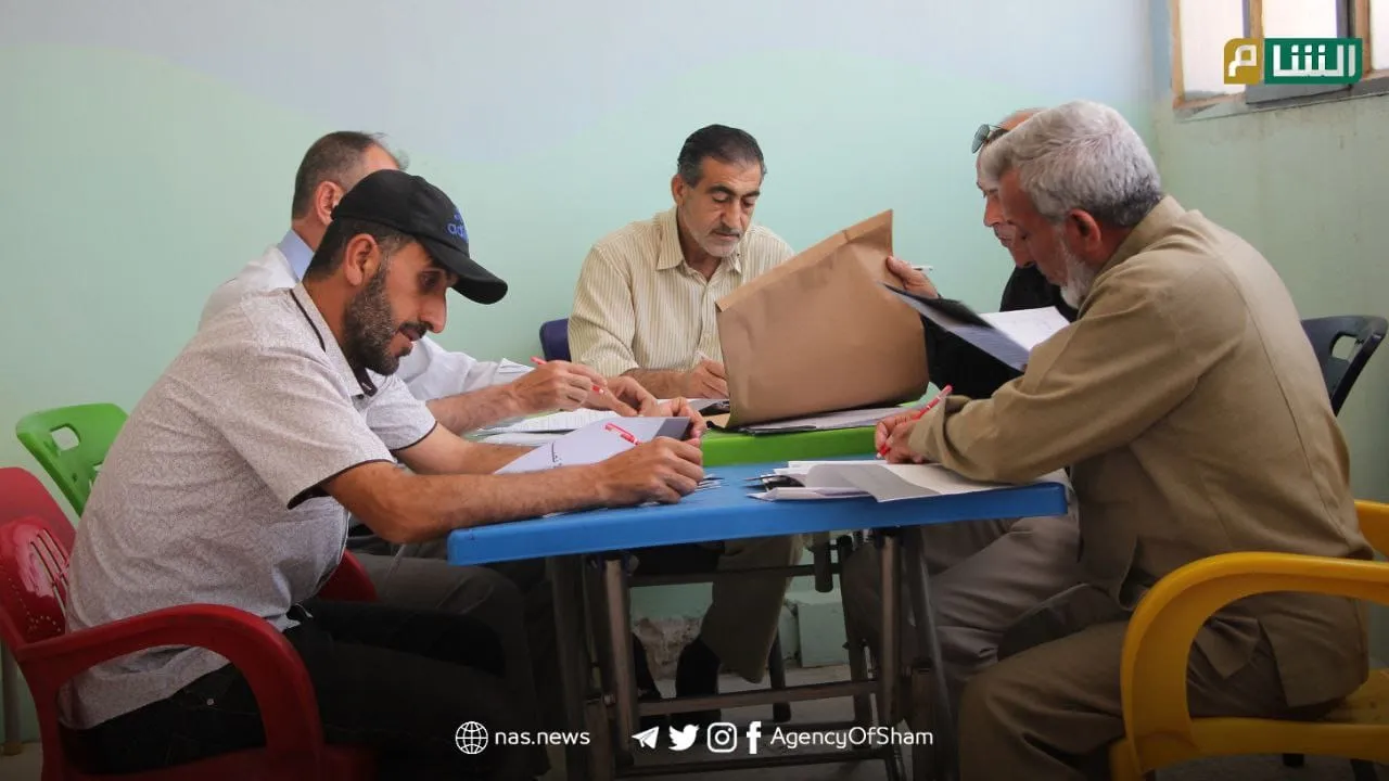 بعد تهيئة كوادر على قياسها .. "الإنقاذ" تنهي عمل معلمين متطوعين وسط تبريرات غير منطقية