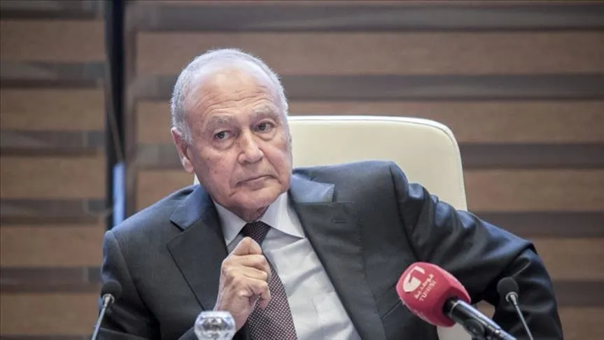 أبو الغيط من لبنان لعقد لقاء تشاوري ينفي مشاركة النظام