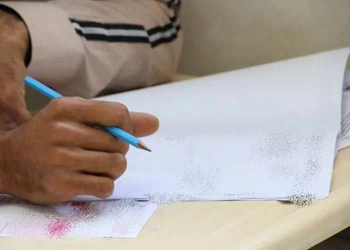 طلاب الثانوي بريف حلب ينتقدون وجود أخطاء بأسئلة الامتحانات ومطالب بـ "دورة تكميلية"