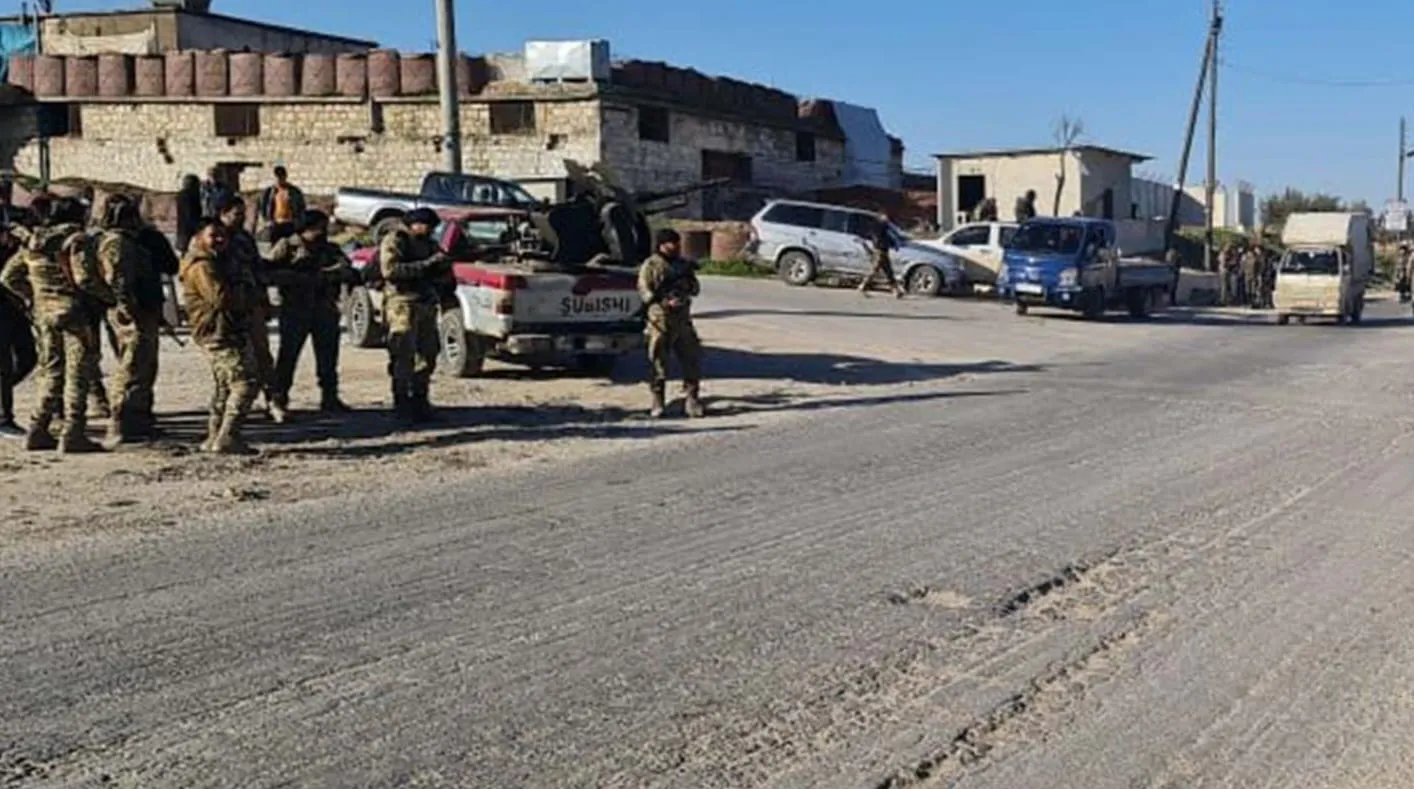 اعتقال مدني بجرم شقيقيه .. "الشامية" تخفي مصير مهجر من حماة وعائلته تناشد