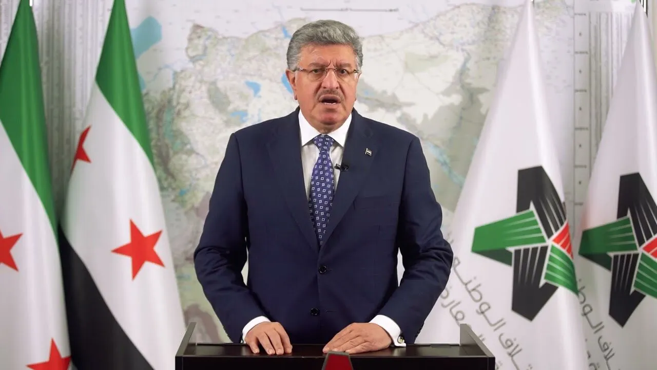 "الائتلاف" ينتقد موقف "الجزائر" بالتعامل مع نظام الأسد والتورط بإعادة تعويمه