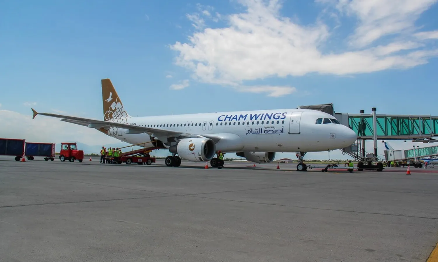 "الائتلاف": إزالة شركة "أجنحة الشام" من قائمة العقوبات الأوروبية "غير مقبول"