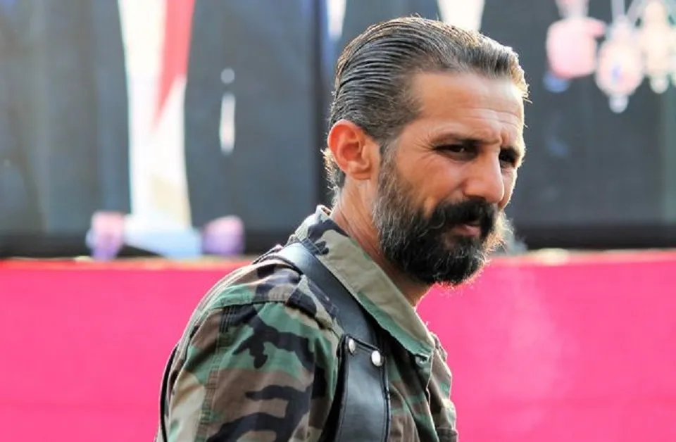 "أصيب تحت أقدام الهاربين.... "نابل العبدالله" تعرض لكسر في العمود الفقري بعد استهداف السقيلبية