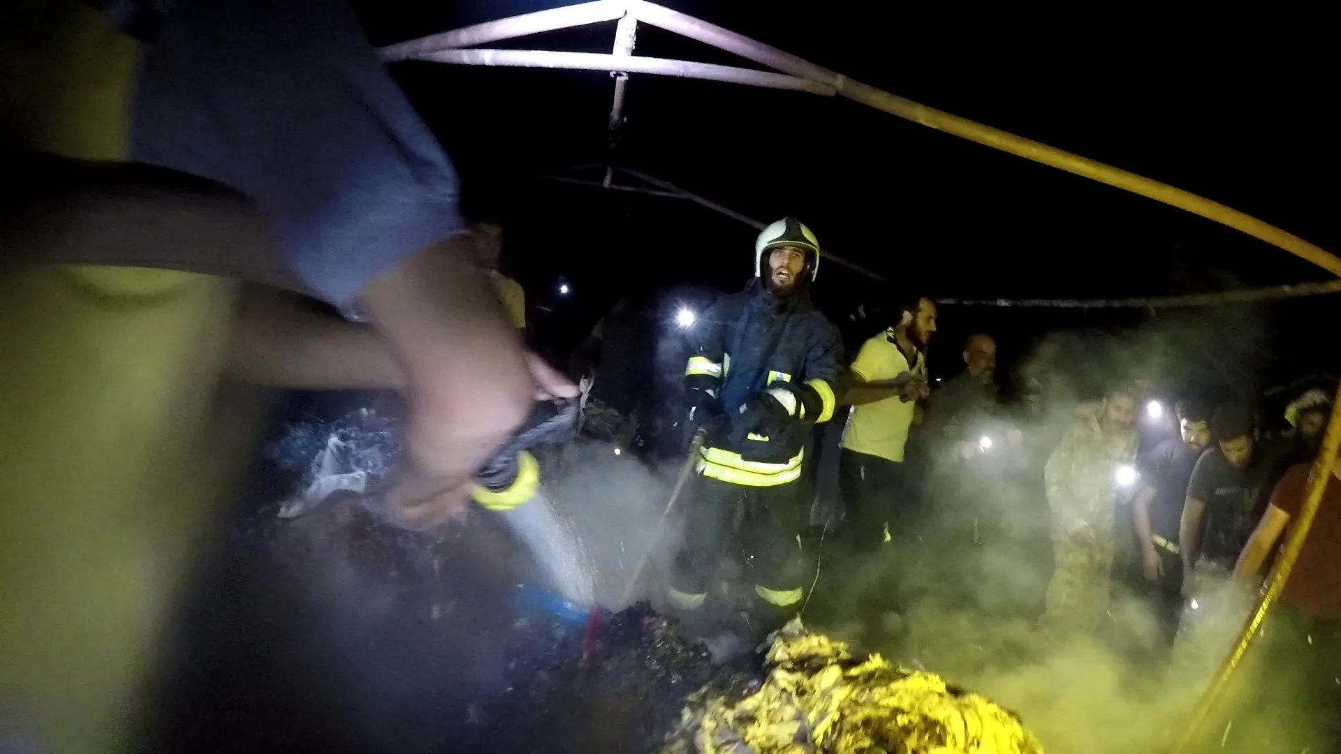 "استجابة سوريا": الحرائق أصبحت كابوساً مرعباً يلاحق النازحين ضمن المخيمات