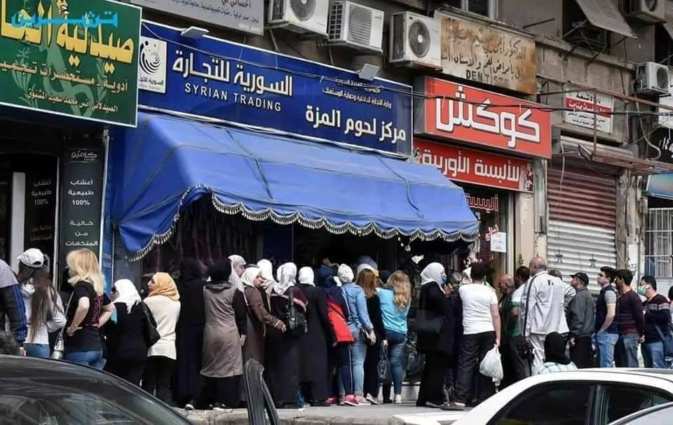 مواد غذائية بالحشرات .. و"السورية للتجارة" تبيع لحوم متعفنة للمواطنين بدمشق