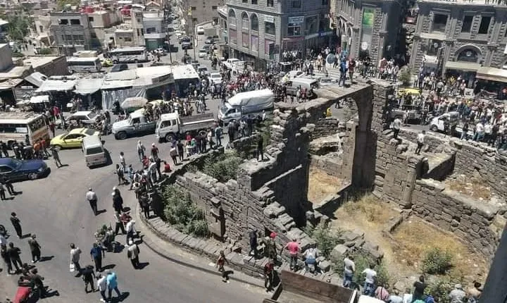 الائتلاف يؤكد دعمه للاحتجاجات الشعبية ضد ميليشيات النظام في السويداء 
