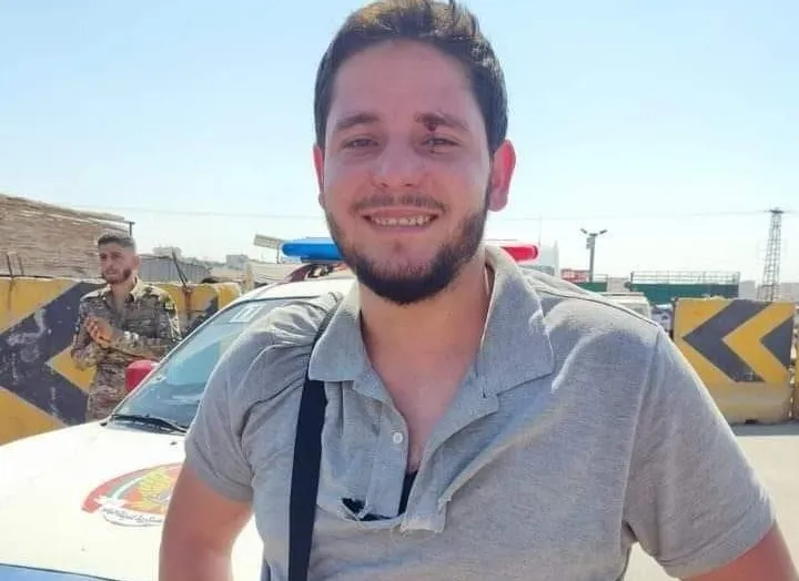 شرطة "الباب" تعتدي على نشطاء إعلاميين بالضرب وتعطل وقفة للكوادر الطبية