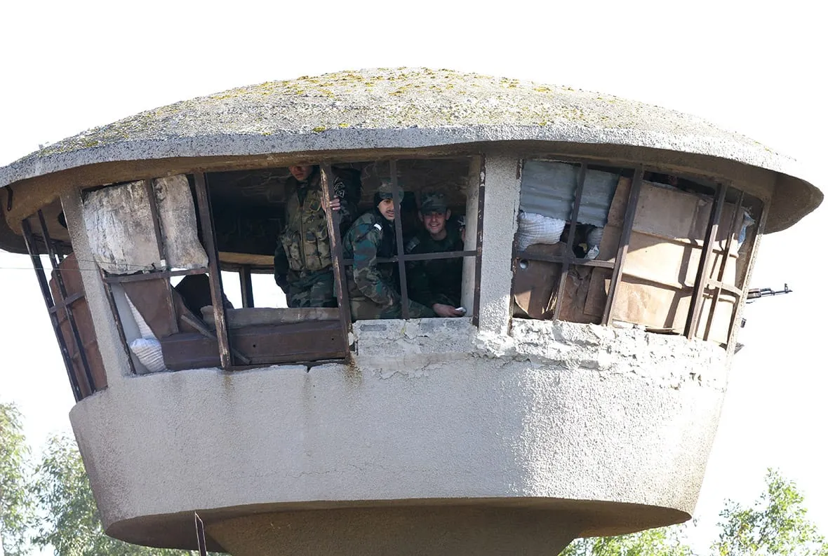 مصادر 100 مليون من العميد "علي عليا" .. النظام يعتقل ضباط وأفراد بتهمة تلقي رشاوى بدمشق