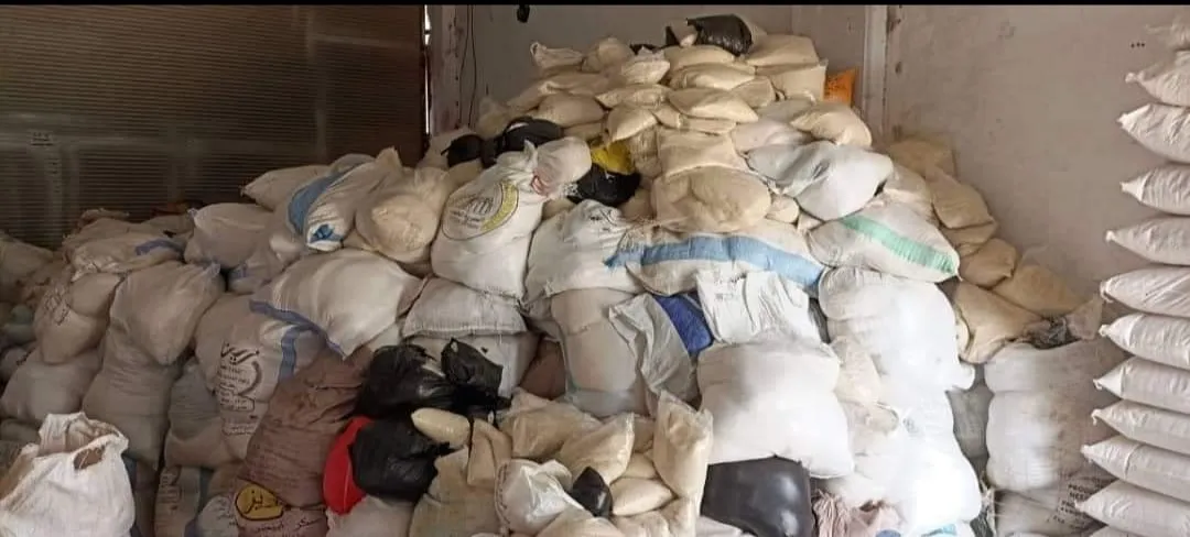 مستودعات للمواد الفاسدة .. "التجارة الداخلية" تكشف نسبة المنتجات المغشوشة بمناطق النظام