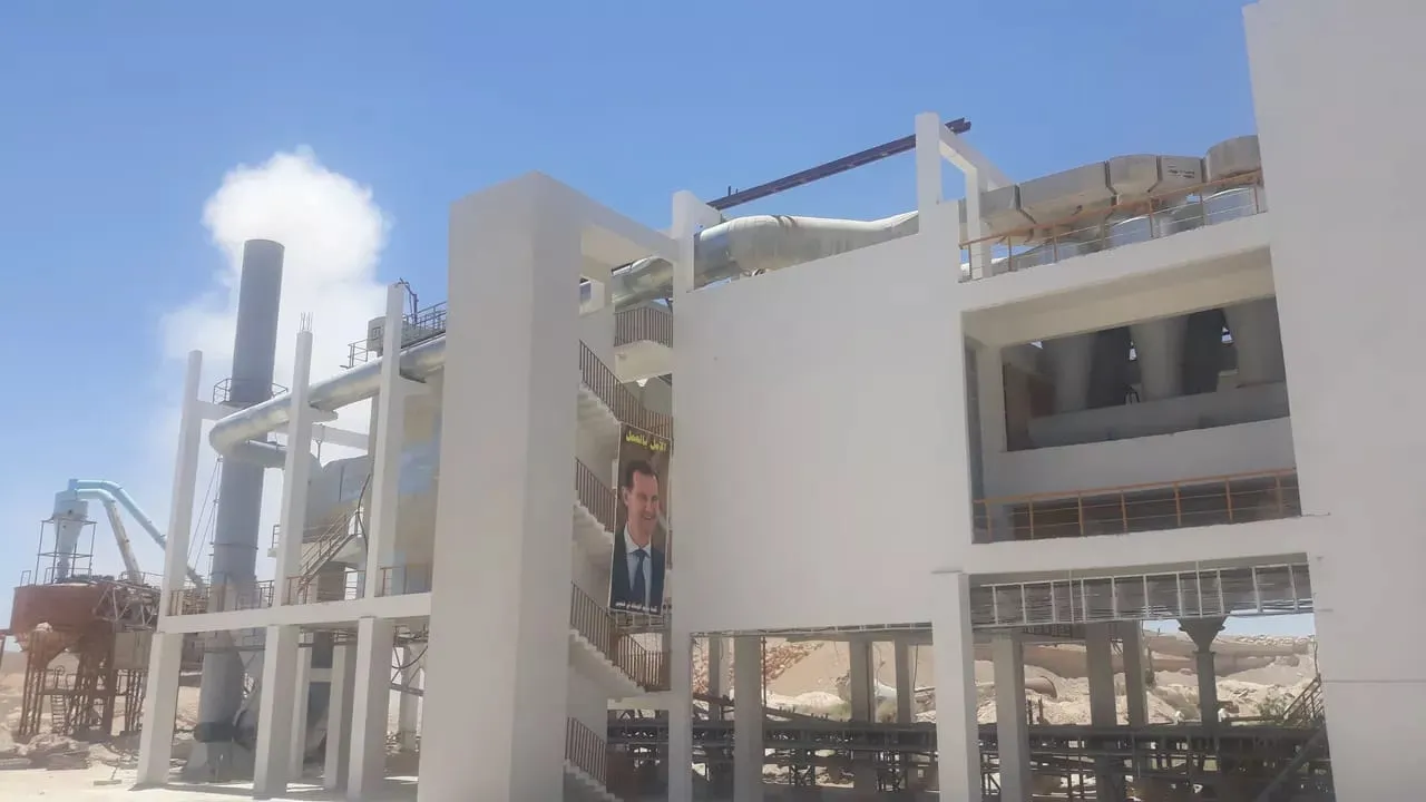 من 4 آلاف ليرة للطن إلى 2.4 مليون .. مقارنة تكشف نسبة غلاء الأسمدة في سوريا