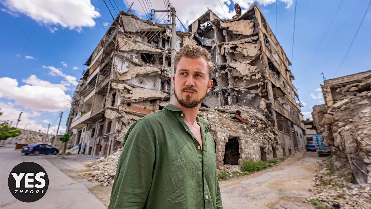 صحيفة فرنسية : نظام الأسد يجند "اليوتيوبرز" لإظهار سوريا بأنها دولة آمنة