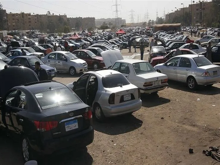 عبر مزاد علني .. النظام يعتزم بيع عشرات السيارات في "صالة الأسد" باللاذقية