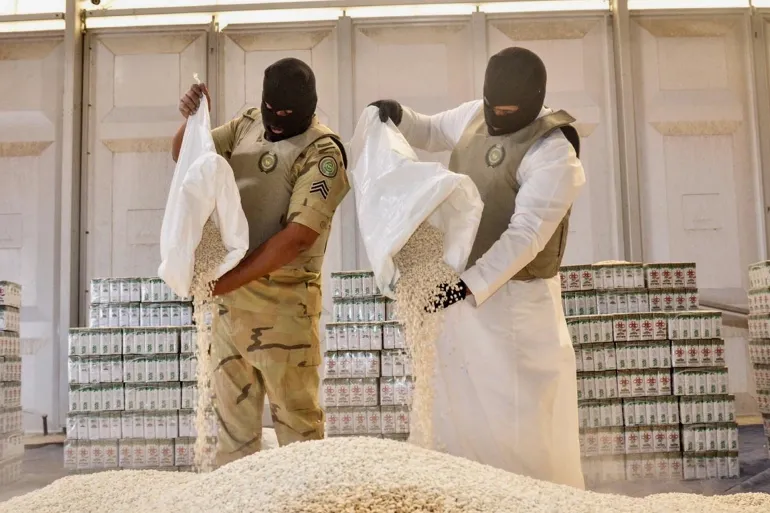 "سي.أن.أن": السعودية باتت الوجهة الرئيسية لمهربي المخدرات من سوريا ولبنان