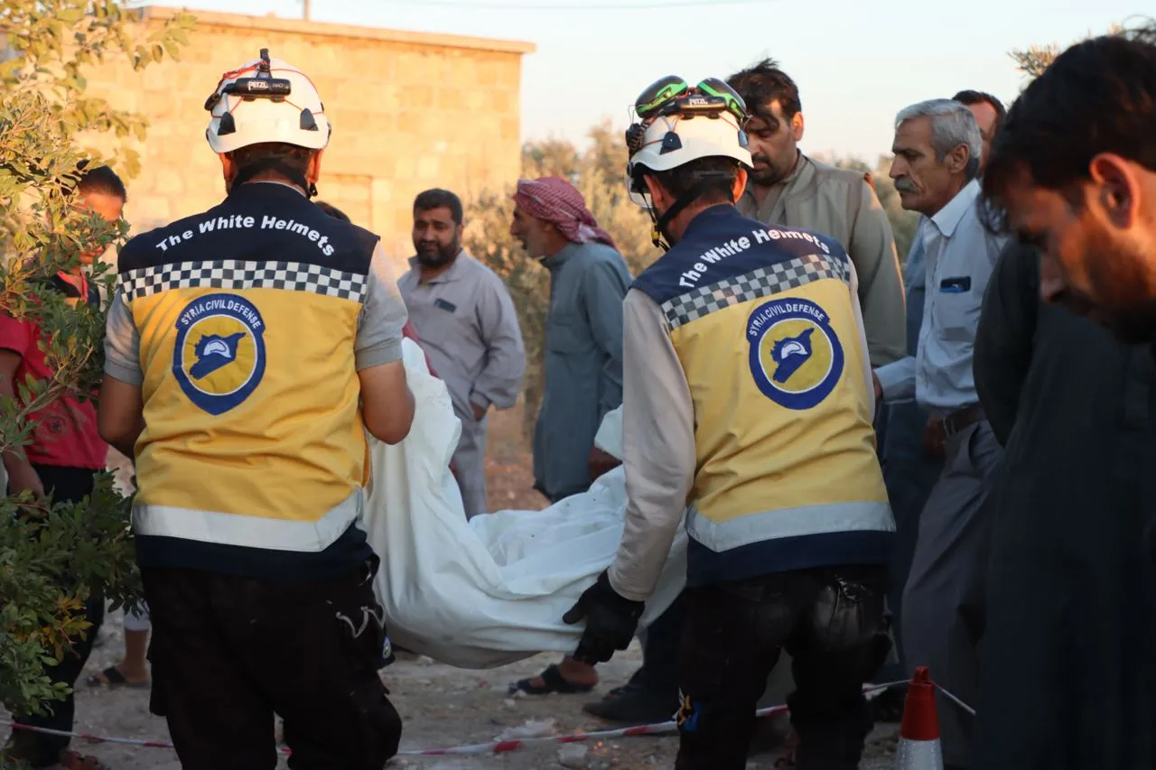 وفاة خمسة مدنيين بيوم واحد... "الخوذ البيضاء" تقول إن "مأساة السوريين لا نهاية لها"