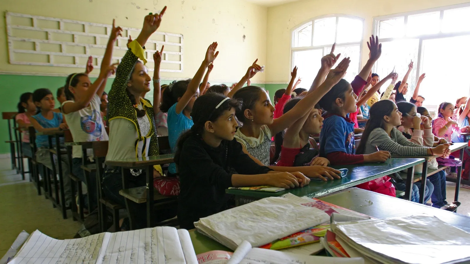 "التربية اللبنانية" ترفض تسجيل السوريين في المدارس الخاصة