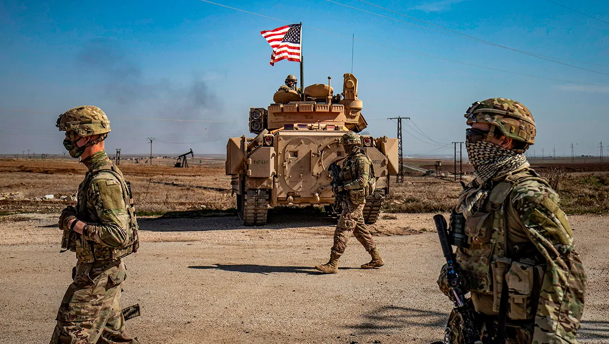 مجلة أمريكية: الوضع الراهن جعل الوجود الأمريكي في سوريا محفوفاً بالمخاطر