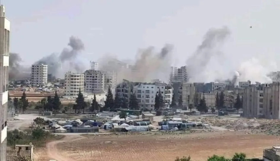 صورة من القصف الصاروخي على مدينة إدلب
