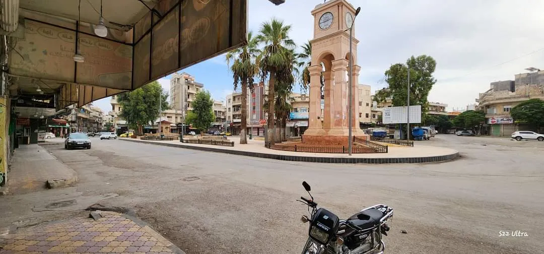 ساحة الساعة وسط مدينة إدلب
