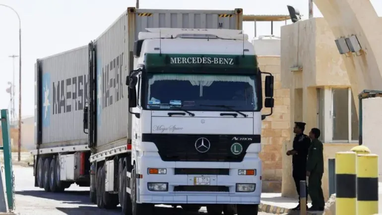 النظام يُطالب الأردن بتقديم التسهيلات لعبور الشاحنات المحملة بالمنتجات الزراعية