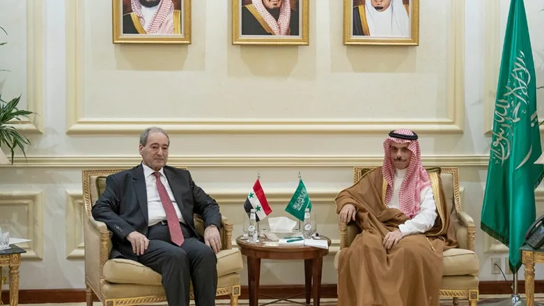 وزير خارجية السعودية يبحث مع المقداد هاتفياً الوضع في غـ ـزة ووقف التصعيد