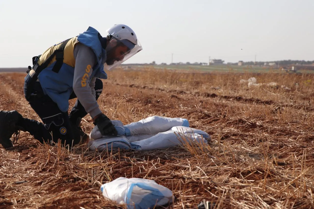 بمساهمة "الخوذ البيضاء".. تقرير دولي يكشف حصائل ضحايا الألغام ومخلفات الحرب بسوريا
