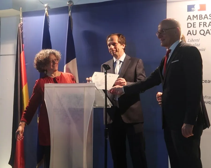 مدير (الشبكة السورية لحقوق الإنسان) يحصل على الجائزة الفرنسية الألمانية لحقوق الإنسان