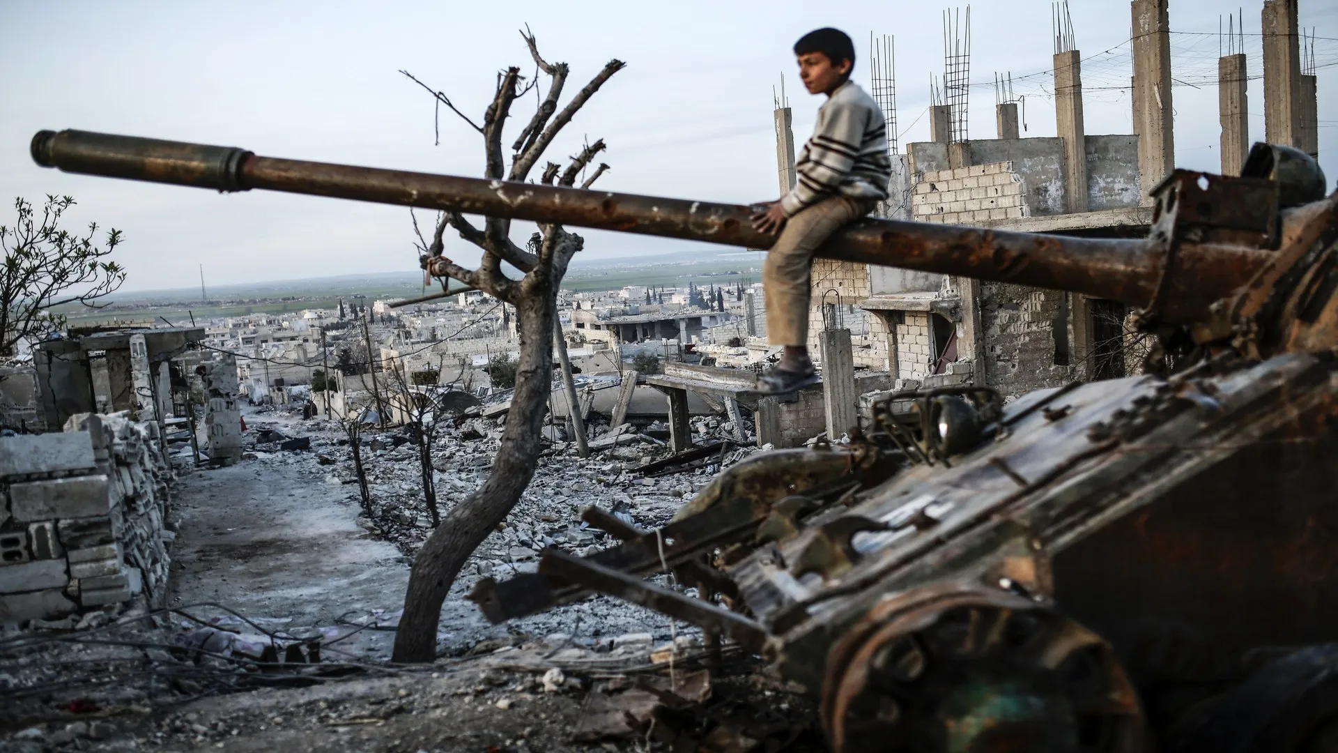 اسرائيل تحمل سكان الجنوب السوري مسؤولية القصف الذي تتعرض له