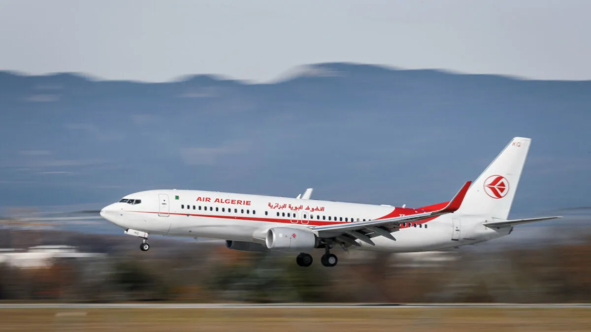 "وزارة النقل الجزائرية" تُعلن استئناف رحلات الطيران إلى سوريا ولبنان
