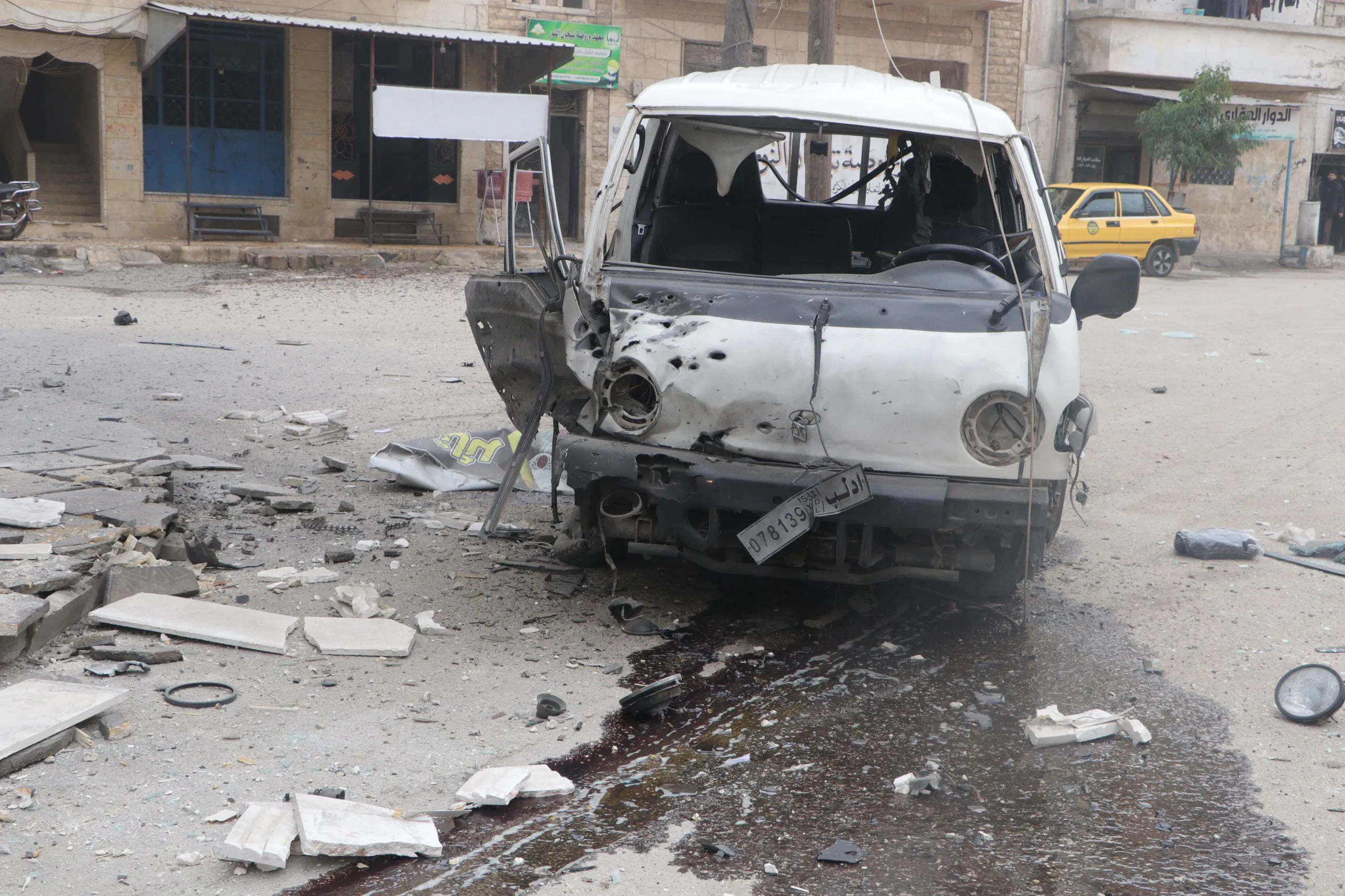صورة من قصف النظام على مدينة إدلب