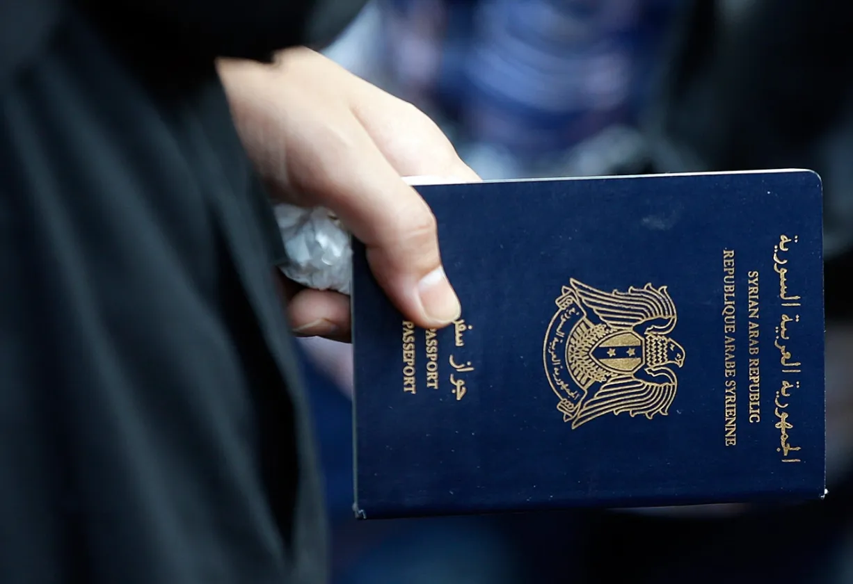 رسمياً.. النظام يرفع رسوم "جواز السفر الفوري" الى الضعف