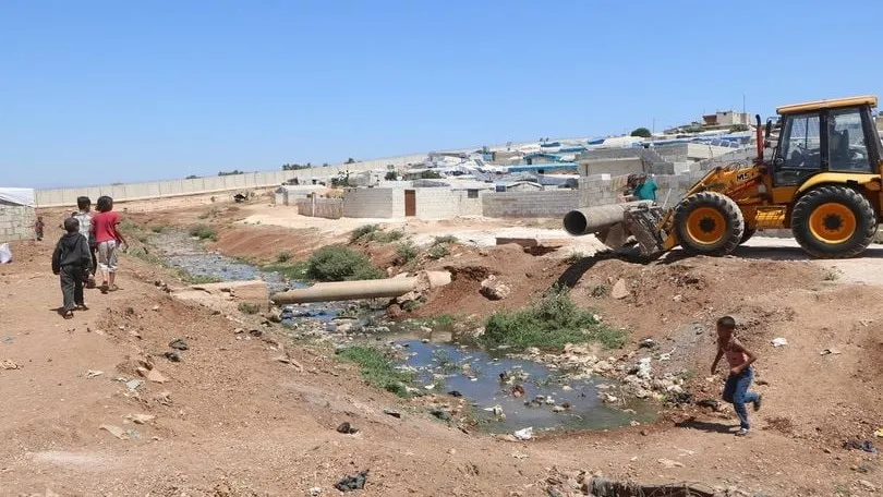 عوامل انتشار الأمراض المرتبطة بالمياه والصرف الصحي ظلت دون تغيير شمال غرب سوريا
