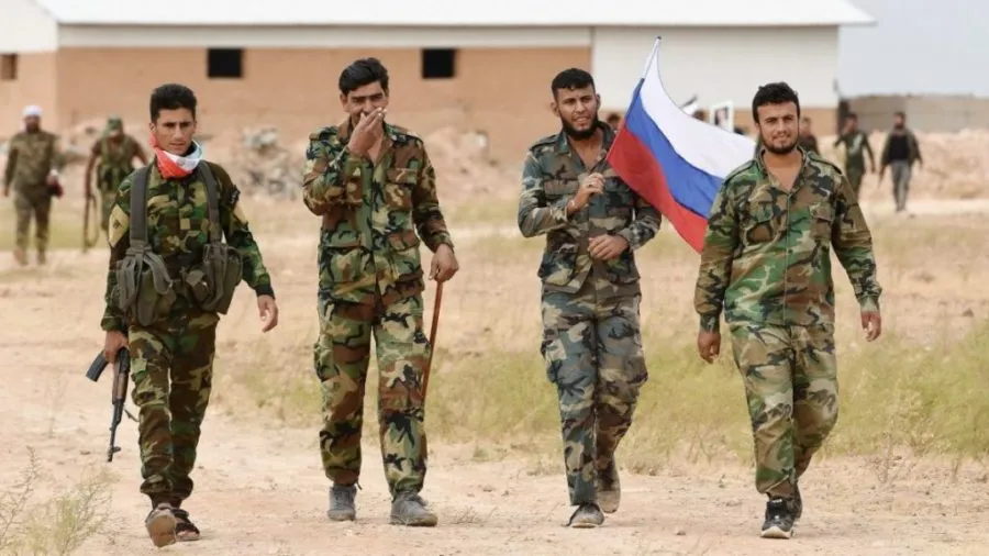 بعد ليبيا.. روسيا تجند عشرات المرتزقة وتنقلهم إلى موسكو عبر مطار اللاذقية