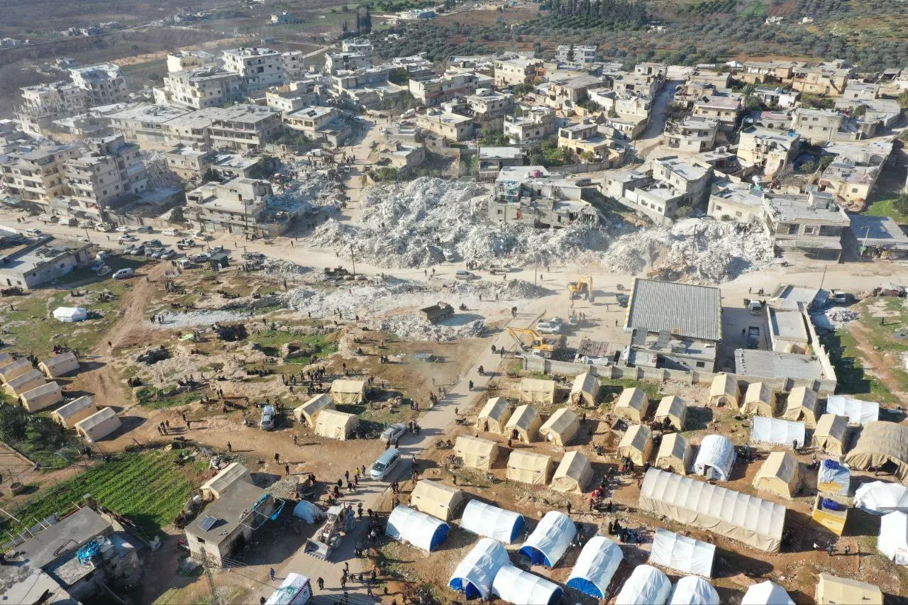 جانب من الدمار الذي خلفه الزلزال المدمر في مدينة حارم بريف إدلب