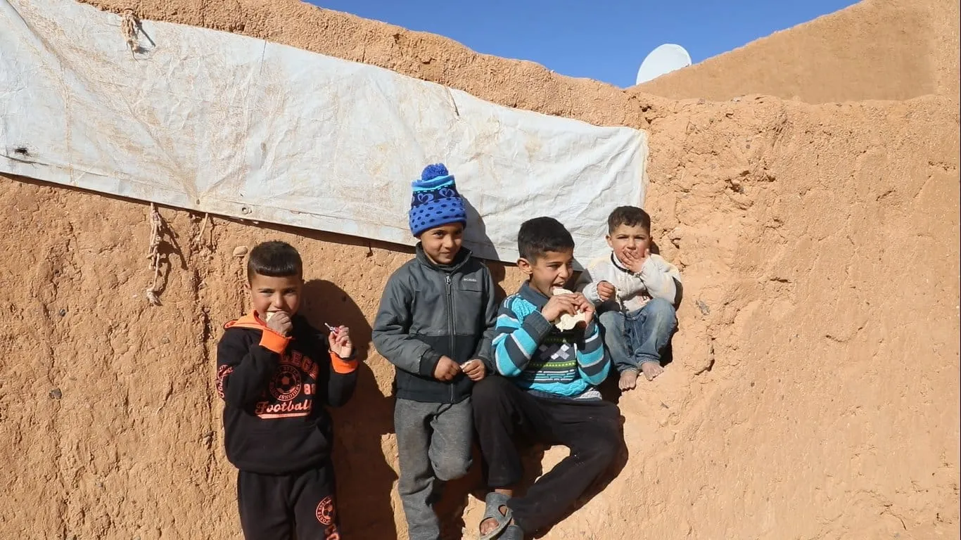 "عشائر تدمر" تحمل "التحالف" مسؤولية احتجاز طفل و3 وجهاء في منطقة "التنف"