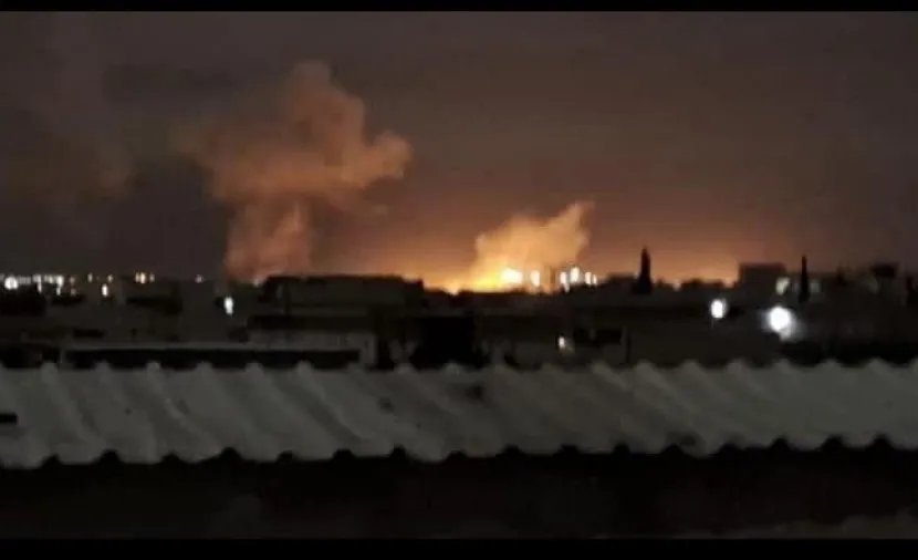 "المصالحة الروسي": 4 مقاتلات F-16 إسرائيلية قصفت مطار حلب من شرق البحر المتوسط