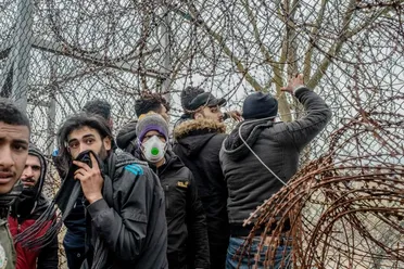 (مركز العودة ومجموعة العمل) يسلّمان مجلس حقوق الإنسان وثيقة حول تعذيب المهاجرين على طريق البلقان