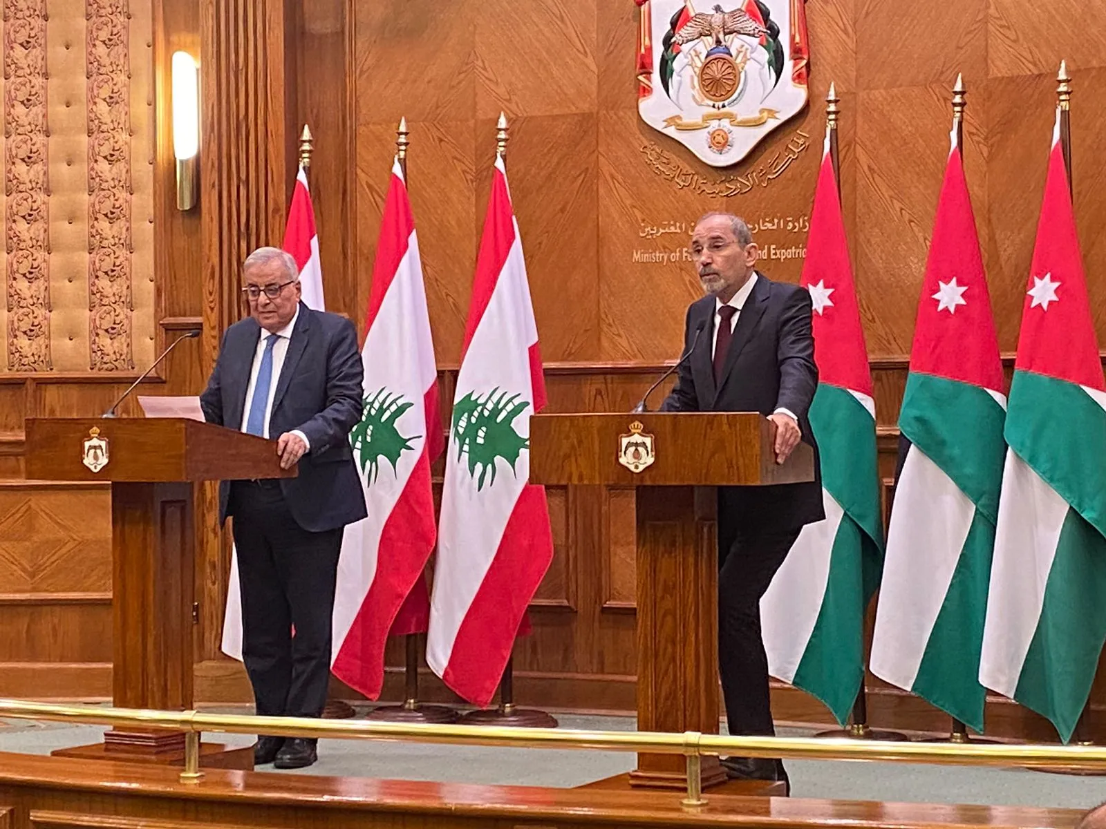 وزير خارجية لبنان يُشيد بـ "المبادرة الأردنية" لحل الأزمة السورية