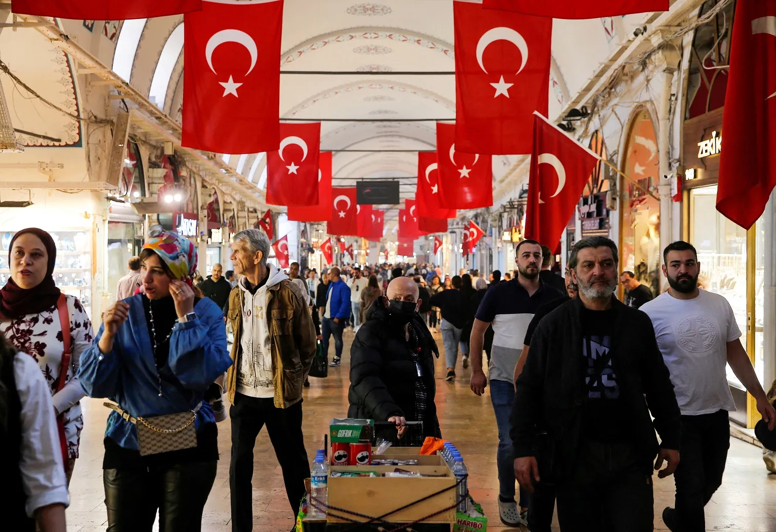 صحيفة: أكثر مايقلق السوريين في تركيا التطبيع وتوظيف قضيتهم في الحملات الدعائية للانتخابات 